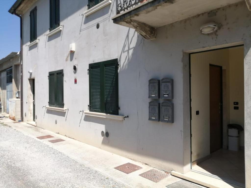 La Casa Di Alyss Bérgamo Exterior foto